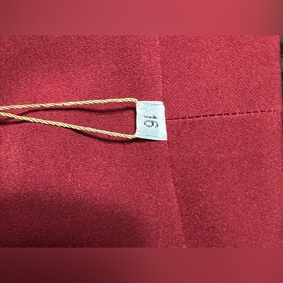 Maroon business women blazer / size 16 / in Perfect condition - Picture 5 of 6